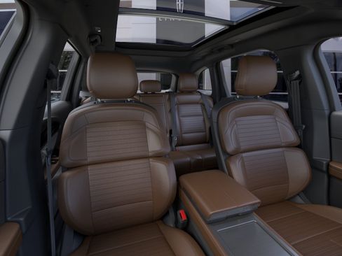 New 2026 Lincoln Nautilus Reserve AWD/4WD image 10