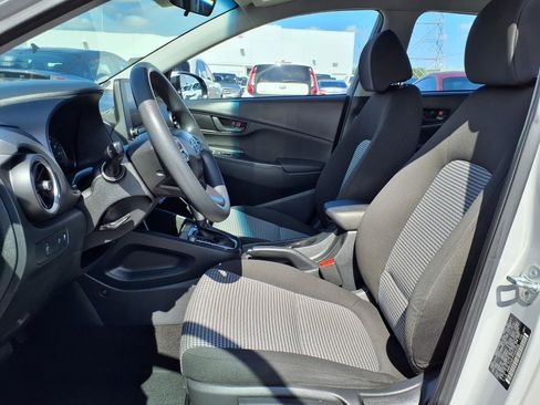 Used 2023 Hyundai Kona SE FWD image 17