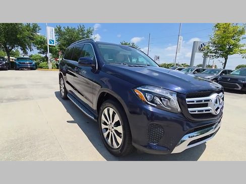 Used 2017 Mercedes-Benz GLS 450 4MATIC image 37