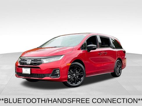 Used 2026 Honda Odyssey Sport-L image 3
