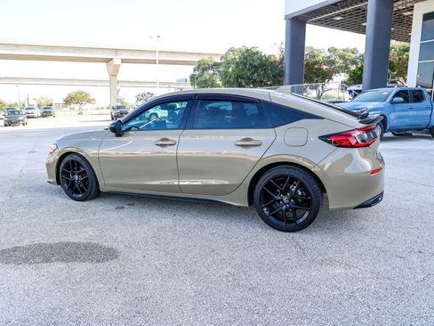 Used 2025 Honda Civic Sport image 10