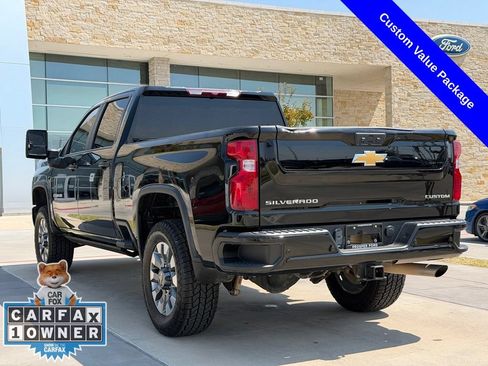 Used 2024 Chevrolet Silverado 2500 Custom w/ Custom Value Package AWD/4WD image 11