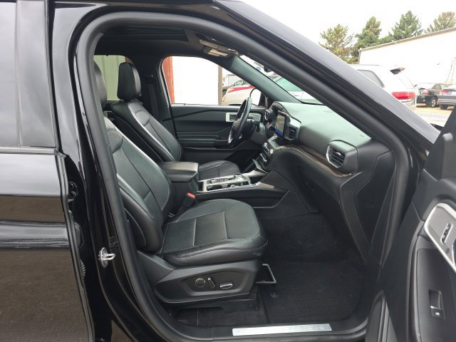 Used 2020 Ford Explorer Limited w/ Class III Trailer Tow Package AWD/4WD image 13
