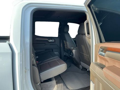 Used 2026 GMC Sierra 1500 Denali w/ Denali Reserve Package AWD/4WD image 23