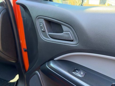 Used 2022 Chevrolet Colorado W/T w/ WT Convenience Package image 38