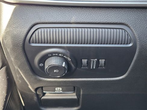 New 2025 Jeep Wagoneer 4X4 w/ Convenience Group I image 23