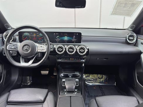Used 2020 Mercedes-Benz A 220 image 12