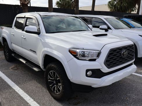 Used 2023 Toyota Tacoma TRD Sport image 6