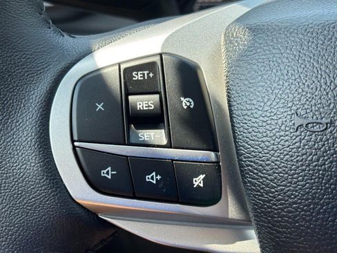 Used 2024 Ford Explorer XLT w/ Equipment Group 202A AWD/4WD image 20