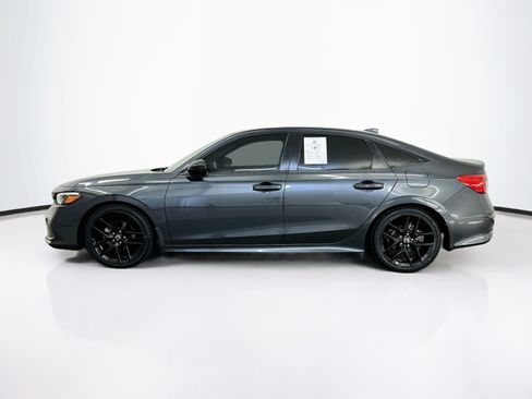Used 2024 Honda Civic Sport image 4
