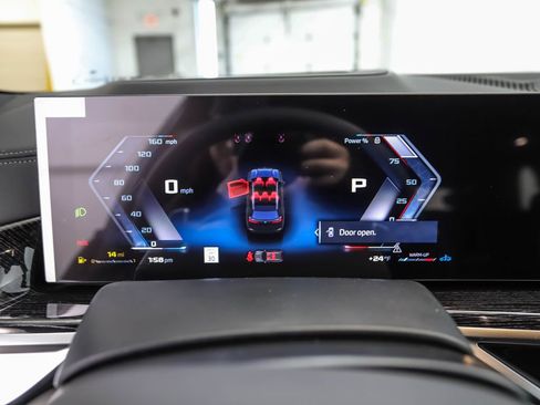 New 2026 BMW X5 M60i image 14