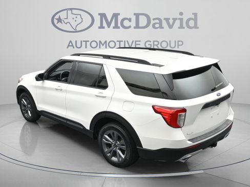 Used 2023 Ford Explorer XLT w/ Equipment Group 202A AWD/4WD image 37