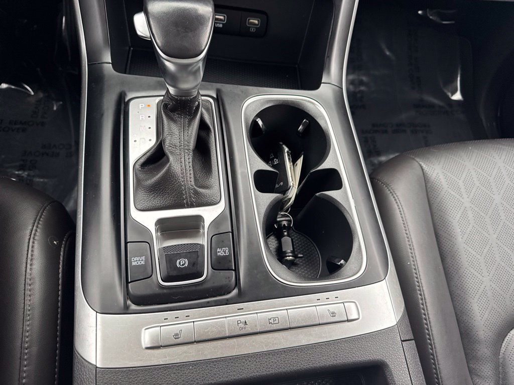 Certified 2022 Kia Carnival LX FWD image 15