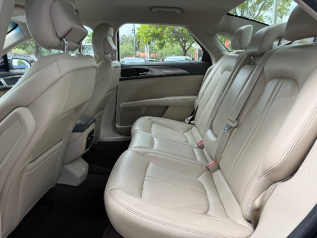 Used 2019 Lincoln MKZ Premiere FWD image 14