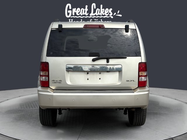 Used 2008 Jeep Liberty Limited w/ Premium Group II AWD/4WD image 4