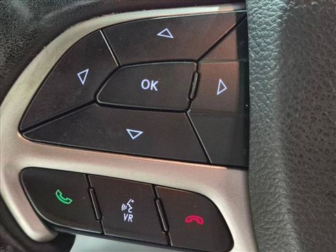 Used 2019 Jeep Grand Cherokee High Altitude AWD/4WD image 13
