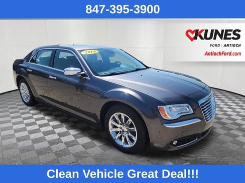 Used 2014 Chrysler 300 C w/ Beats Audio Group RWD image 10