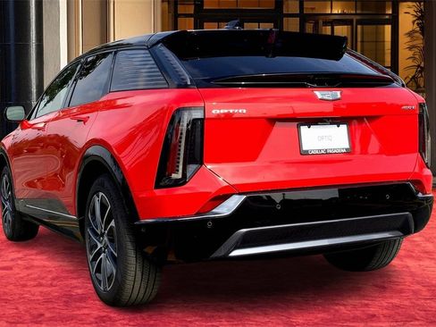 New 2026 Cadillac Optiq Sport 1 image 4