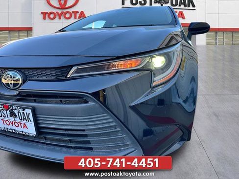 Used 2024 Toyota Corolla LE FWD image 30