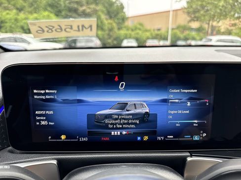 New 2025 Mercedes-Benz GLB 250 image 28