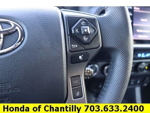 Used 2023 Toyota Tacoma TRD Off-Road image 13