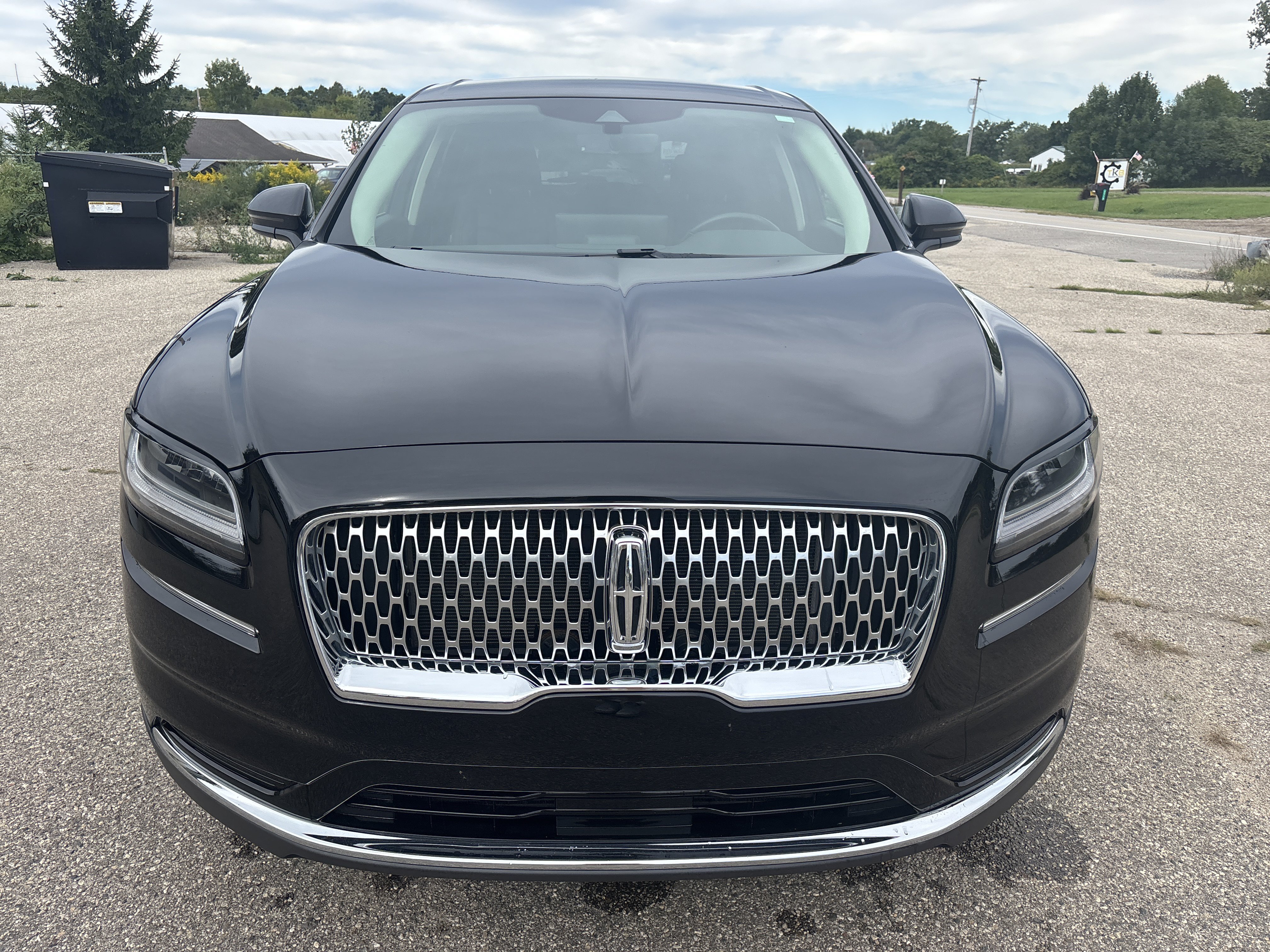 Used 2022 Lincoln Nautilus AWD image 11