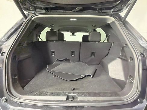 Used 2023 Chevrolet Equinox LT w/ Driver Convenience Package FWD image 26