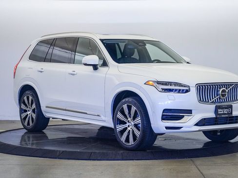 Certified 2024 Volvo XC90 T8 Plus w/ Protection Package Premier AWD/4WD image 6