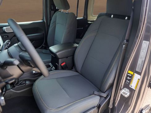 Used 2025 Jeep Wrangler Unlimited Sport S 4xe AWD/4WD image 7