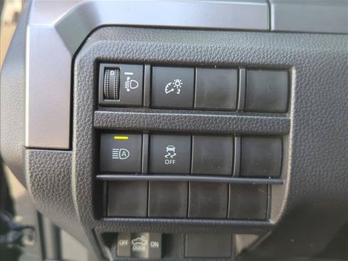 Used 2026 Toyota Tacoma SR5 AWD/4WD image 12