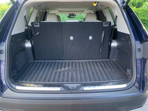 Used 2025 Toyota Grand Highlander AWD image 19
