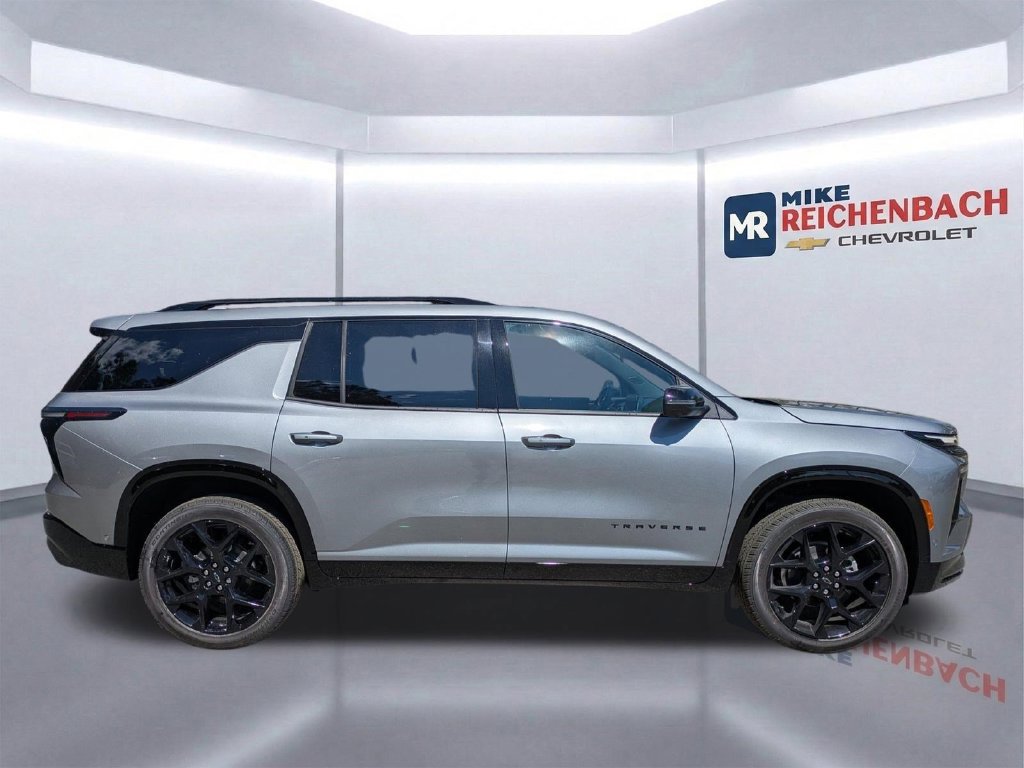 New 2026 Chevrolet Traverse RS FWD image 4