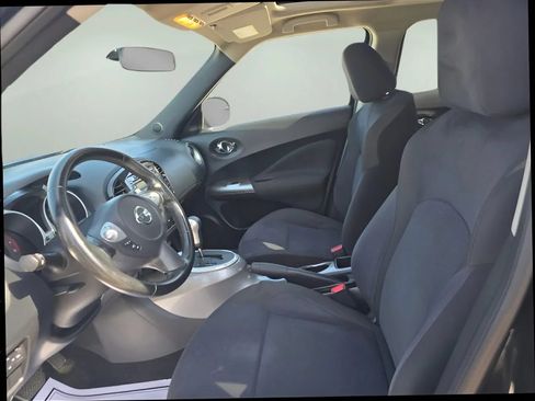 Used 2013 Nissan Juke SV FWD image 10