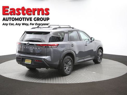 Used 2024 Nissan Pathfinder SV AWD/4WD image 42