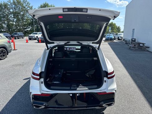 New 2026 Genesis GV70 2.5T Sport Prestige AWD/4WD image 10