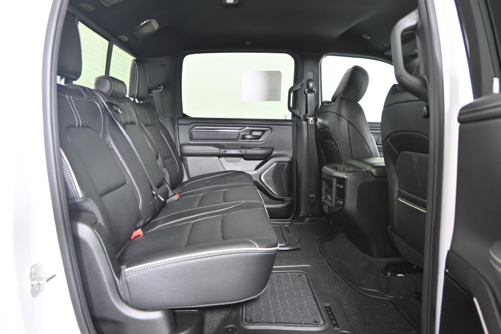 Used 2024 RAM 1500 Limited AWD/4WD image 19
