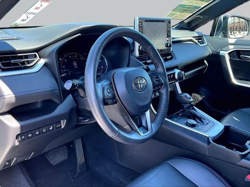 Used 2022 Toyota RAV4 XSE AWD/4WD image 16