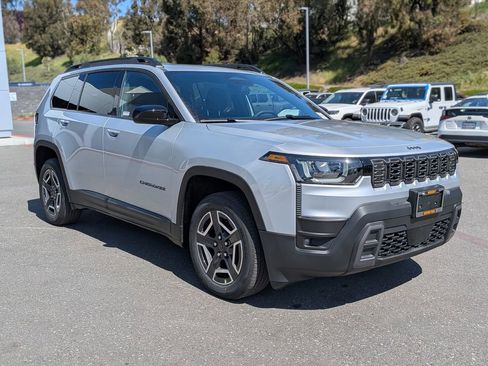 New 2026 Jeep Cherokee Laredo AWD/4WD image 11