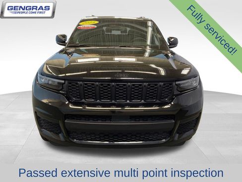 Certified 2025 Jeep Grand Cherokee L Altitude AWD/4WD image 3