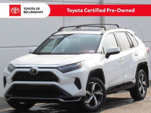 Certified 2025 Toyota RAV4 SE w/ Weather & Moonroof Package AWD/4WD image 1
