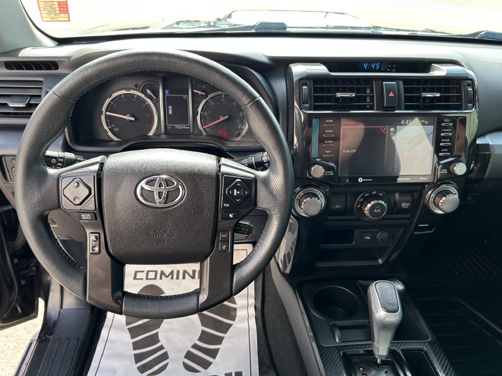 Used 2020 Toyota 4Runner TRD Off-Road Premium AWD/4WD image 10