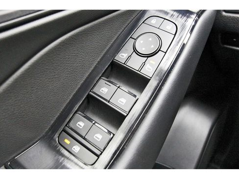 Certified 2024 Nissan Rogue S image 19