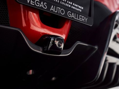 Used 2021 Ferrari SF90 Stradale Base image 15