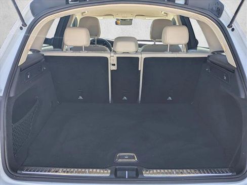 Used 2022 Mercedes-Benz GLC 300 4MATIC image 6