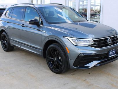 Certified 2024 Volkswagen Tiguan SE R-Line w/ MDO Package, Two-Row