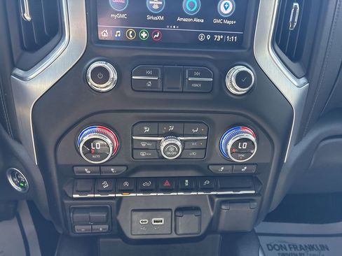 Used 2021 GMC Sierra 1500 Elevation w/ Preferred Package image 16