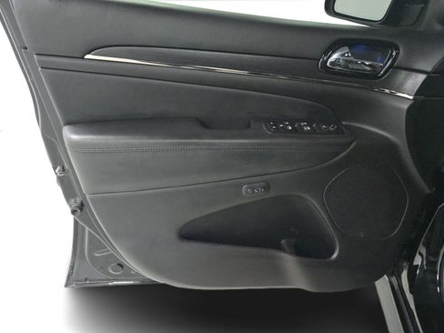 Used 2020 Jeep Grand Cherokee High Altitude image 21