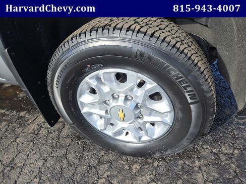 Used 2025 Chevrolet Silverado 3500 LT image 36