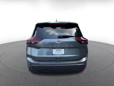 Used 2026 Nissan Rogue SV FWD image 12