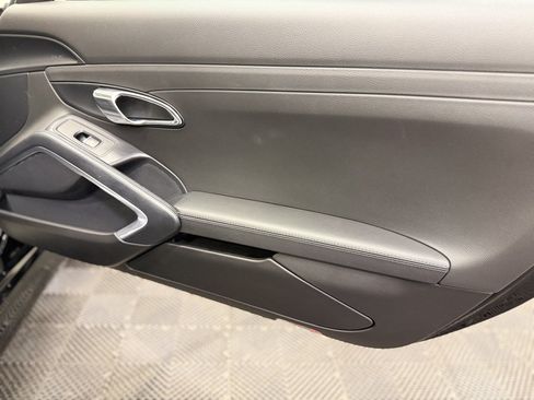 Used 2014 Porsche Cayman RWD image 18